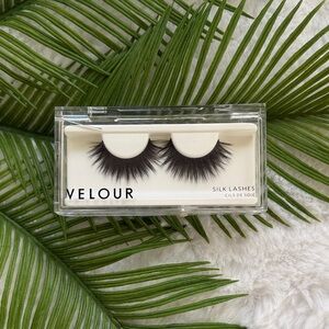 NIB Velour Silk Lashes Fluff n’ Whispie